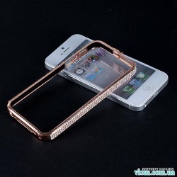Чохол еллегантний бампер зі стразами на Iphone 5/5s Чохол еллегантний бампер зі стразами на Iphone 5/5s