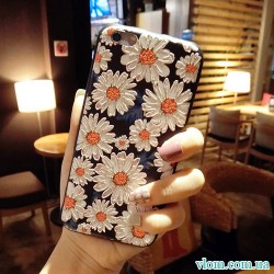 Чохол об'ємні ромашки на Iphone 7/8 PLUS Чохол об'ємні ромашки на Iphone 7/8 PLUS